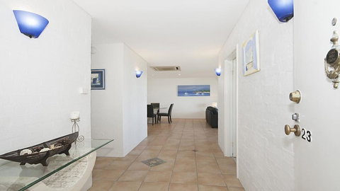 Quarterdeck 23 - WiFi - Airlie Beach Holiday 1