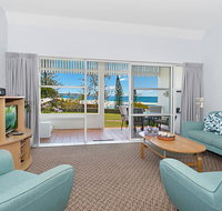 Quarterdeck Unit 2 - Lennox Head - Airlie Beach Holiday