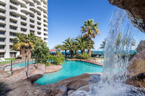 Rendezvous Hotel Perth Scarborough - Airlie Beach Holiday 0