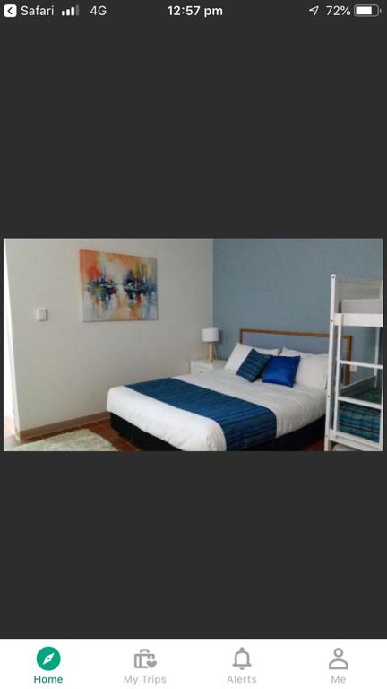 Resort Living - Airlie Beach Holiday 0