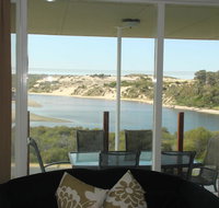 River Panorama Beach House - Airlie Beach Holiday