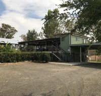 Riverside Farm Retreat BnB - Airlie Beach Holiday