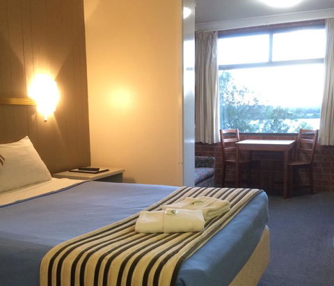 Riverview Motor Inn - Airlie Beach Holiday 0
