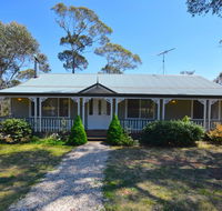 Rocky Mountain Cottage - Airlie Beach Holiday