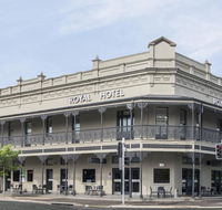 Royal Hotel Randwick - Airlie Beach Holiday