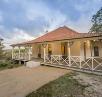 Royal National Park Cottages - Airlie Beach Holiday