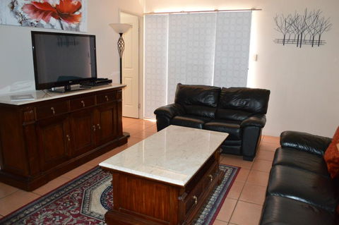 Ruthmor Villas - Airlie Beach Holiday 0