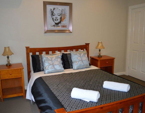Ruthmor Villas - Airlie Beach Holiday 1