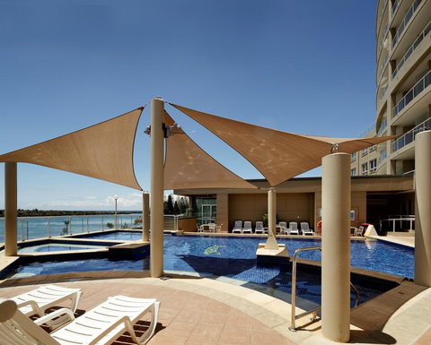 Rydges Hotel Port Macquarie - Airlie Beach Holiday 1