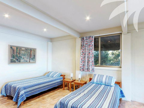 Sandbar View - Airlie Beach Holiday 3