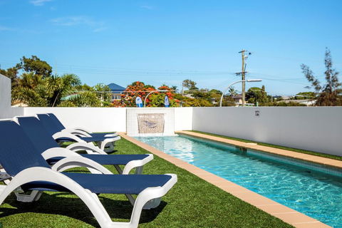 Scarborough Beach Resort Queensland - Airlie Beach Holiday 1