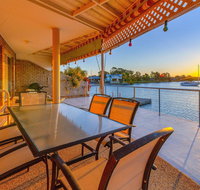 Seachange -Waterfront - Airlie Beach Holiday