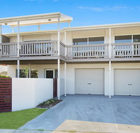 Seascape - Lennox Head - Airlie Beach Holiday