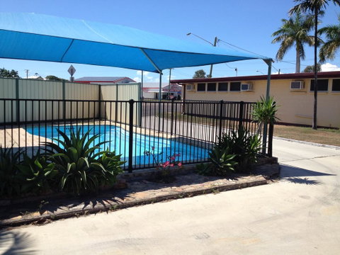 Shell Motel (Pearly Shell Motel) - Airlie Beach Holiday 0
