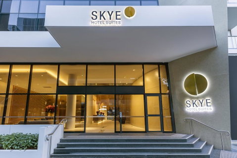 SKYE Hotel Suites Parramatta - Airlie Beach Holiday 3