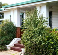 Skymirror Cottage - Airlie Beach Holiday