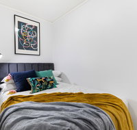 Sleek modern apartment close to everything - Airlie Beach Holiday