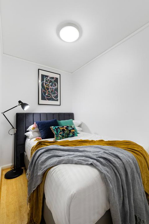 Sleek Modern Apartment Close To Everything - Airlie Beach Holiday 3