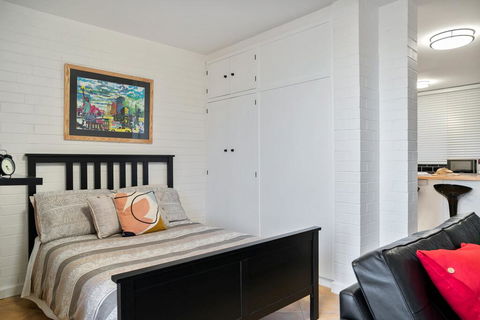 Soho Chic Apartment - Airlie Beach Holiday 3