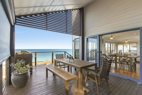 South Pacific Crescent 75, Ulladulla - Airlie Beach Holiday 0