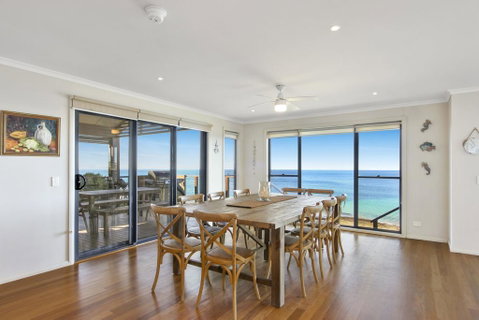 South Pacific Crescent 75, Ulladulla - Airlie Beach Holiday 1