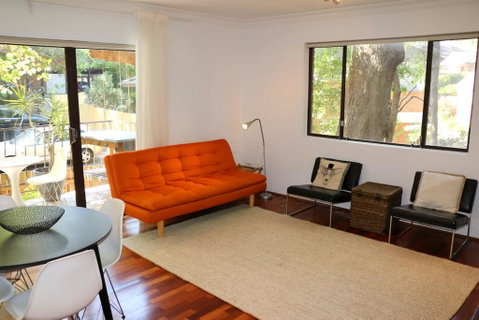 Spacious Apartment In Lane Cove Near CBD - Airlie Beach Holiday 0