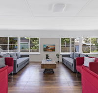 Spacious Living on Victoria - Airlie Beach Holiday