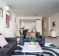 Spacious Two-Bedroom Apartment near Hospital - Airlie Beach Holiday