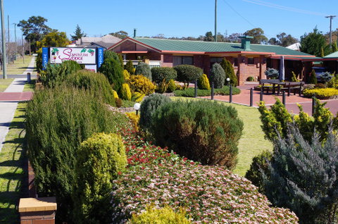 Stannum Lodge Motor Inn - Airlie Beach Holiday 1