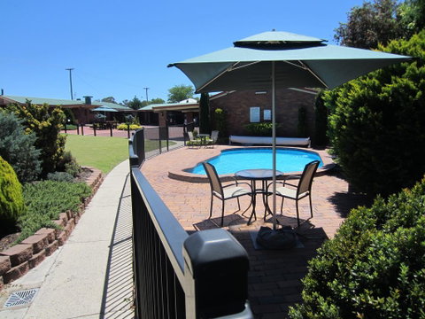 Stannum Lodge Motor Inn - Airlie Beach Holiday 0