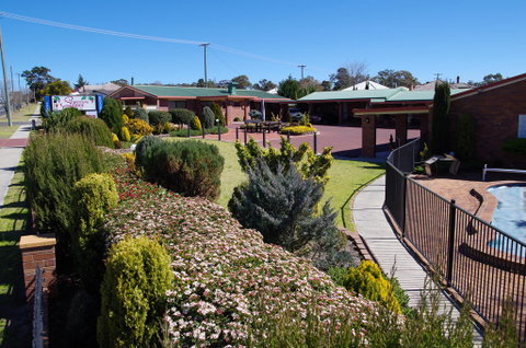 Stannum Lodge Motor Inn - Airlie Beach Holiday 3