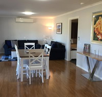 Starline Alpacas Farmstay Resort - Airlie Beach Holiday