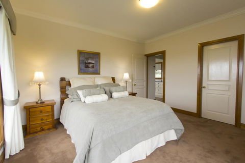 Stay Bathurst - Airlie Beach Holiday 0