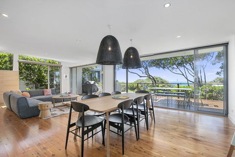 Stunning Seaviews, Sunshine Beach - Airlie Beach Holiday 2