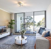 Stylish apartment minutes from city and airport - Airlie Beach Holiday