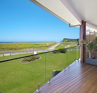 Sunrise Reef Unit 4 - Lennox Head - Airlie Beach Holiday