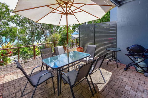 Sunset Waters Apartments - Airlie Beach Holiday 0