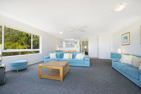 Sunshine Cove, Across The Road From The Beach - Airlie Beach Holiday 2
