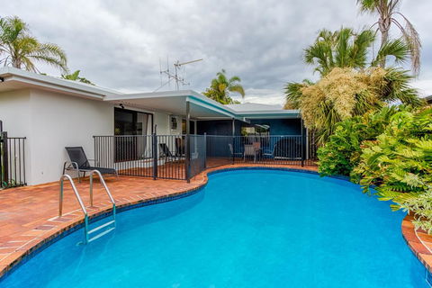 Sunyata Beach House - Rainbow Beach, Beachside Escape With A Pool, Pet Friendly And Wi-Fi - Airlie Beach Holiday 0