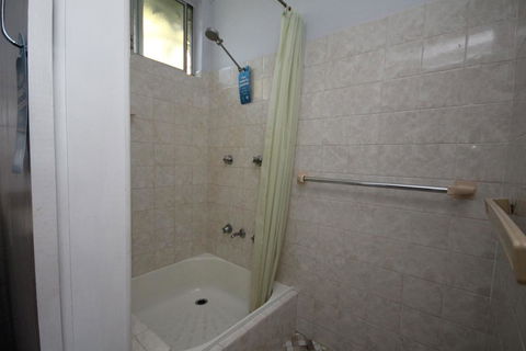 SURF N VIEW138 Camden Hd Rd Dunbogan - Airlie Beach Holiday 3