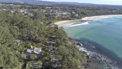 Surfers Ave Retreat Narrawallee - Airlie Beach Holiday 0