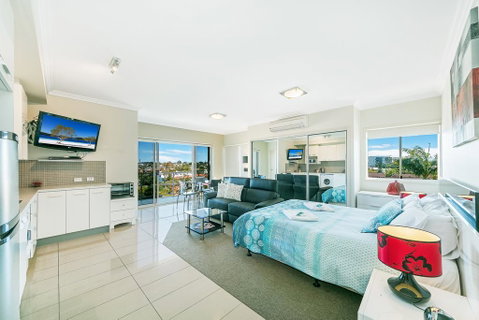 Suttons Beach Apartments - Airlie Beach Holiday 1