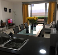 Sydney CBD Family Home - Airlie Beach Holiday
