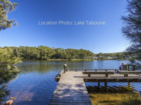 Tabourie Lake Motor Inn - Airlie Beach Holiday 3