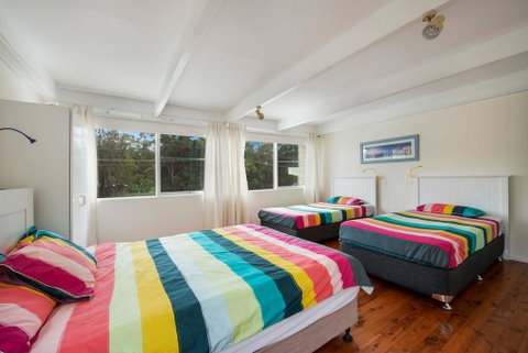 Tallwood Ave 77 Mollymook - Airlie Beach Holiday 1