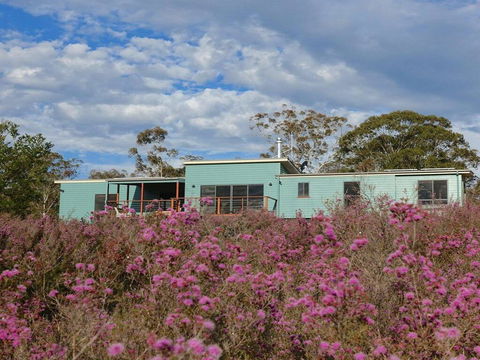 Tea Tree Hollow - 50 Percent Off Third Night On Weekend - Airlie Beach Holiday 1