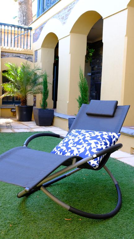 The 'Cloisters' Apartment At Albert Hall - Airlie Beach Holiday 2