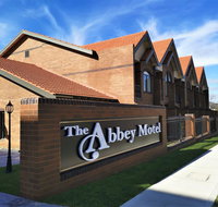 The Abbey Motel Goulburn - Airlie Beach Holiday