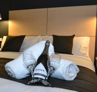 The Astor Suites - Airlie Beach Holiday