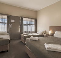 Argosy Motor Inn - Airlie Beach Holiday
